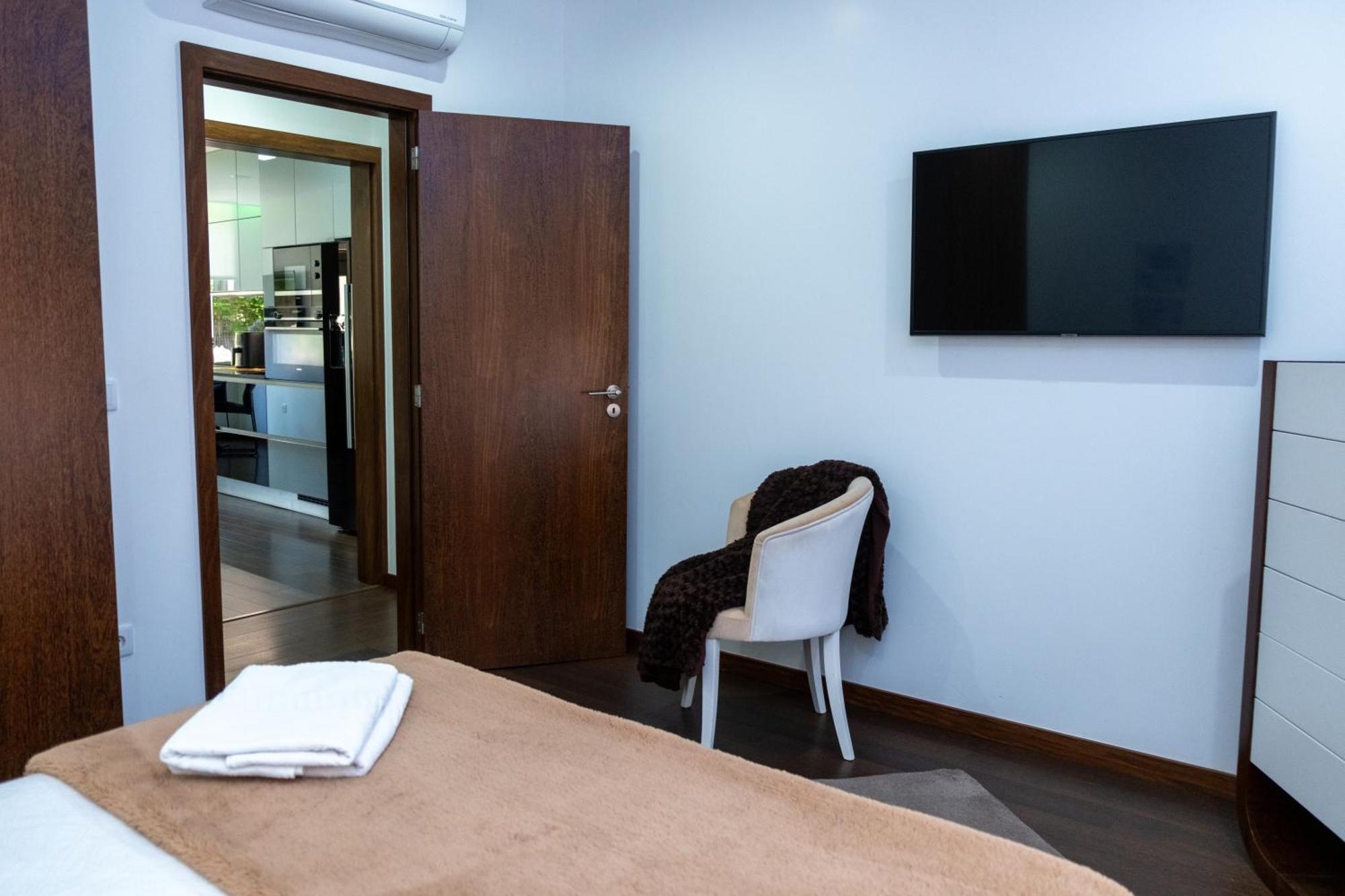 Deluxe Villa Home, Peace & Spa 빌다도콘데 외부 사진