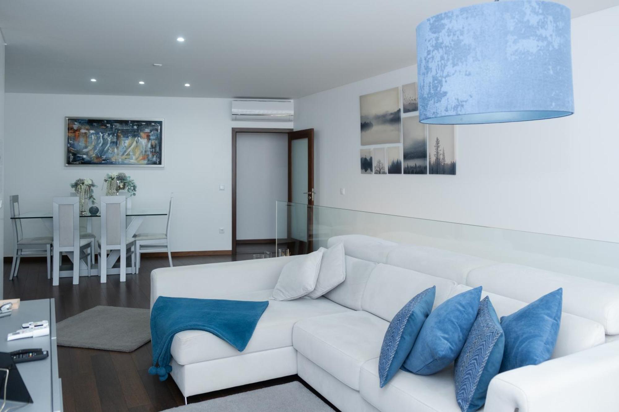 Deluxe Villa Home, Peace & Spa 빌다도콘데 외부 사진