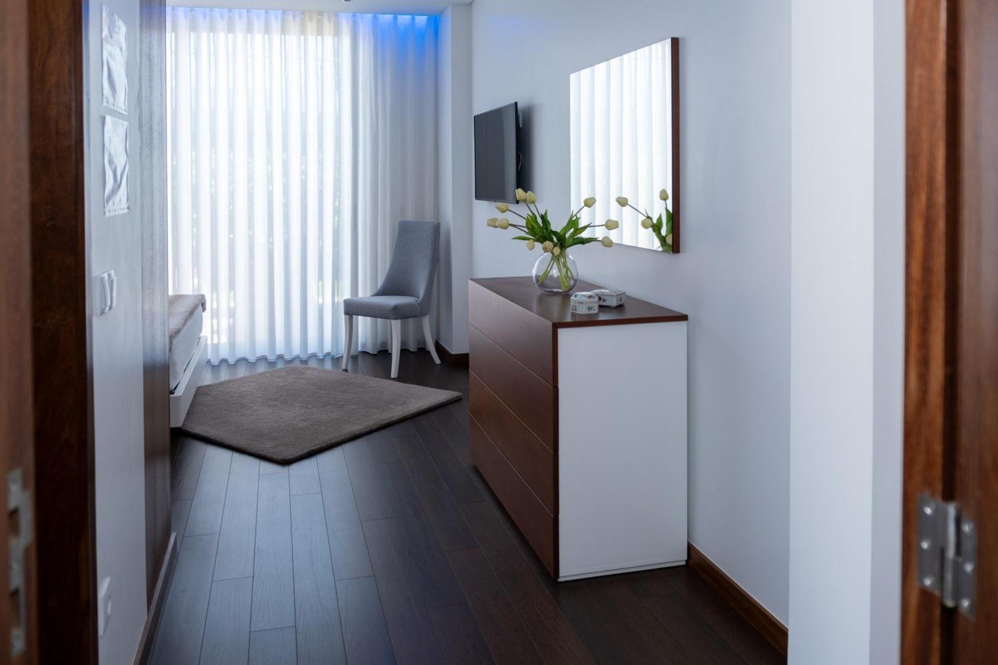 Deluxe Villa Home, Peace & Spa 빌다도콘데 외부 사진
