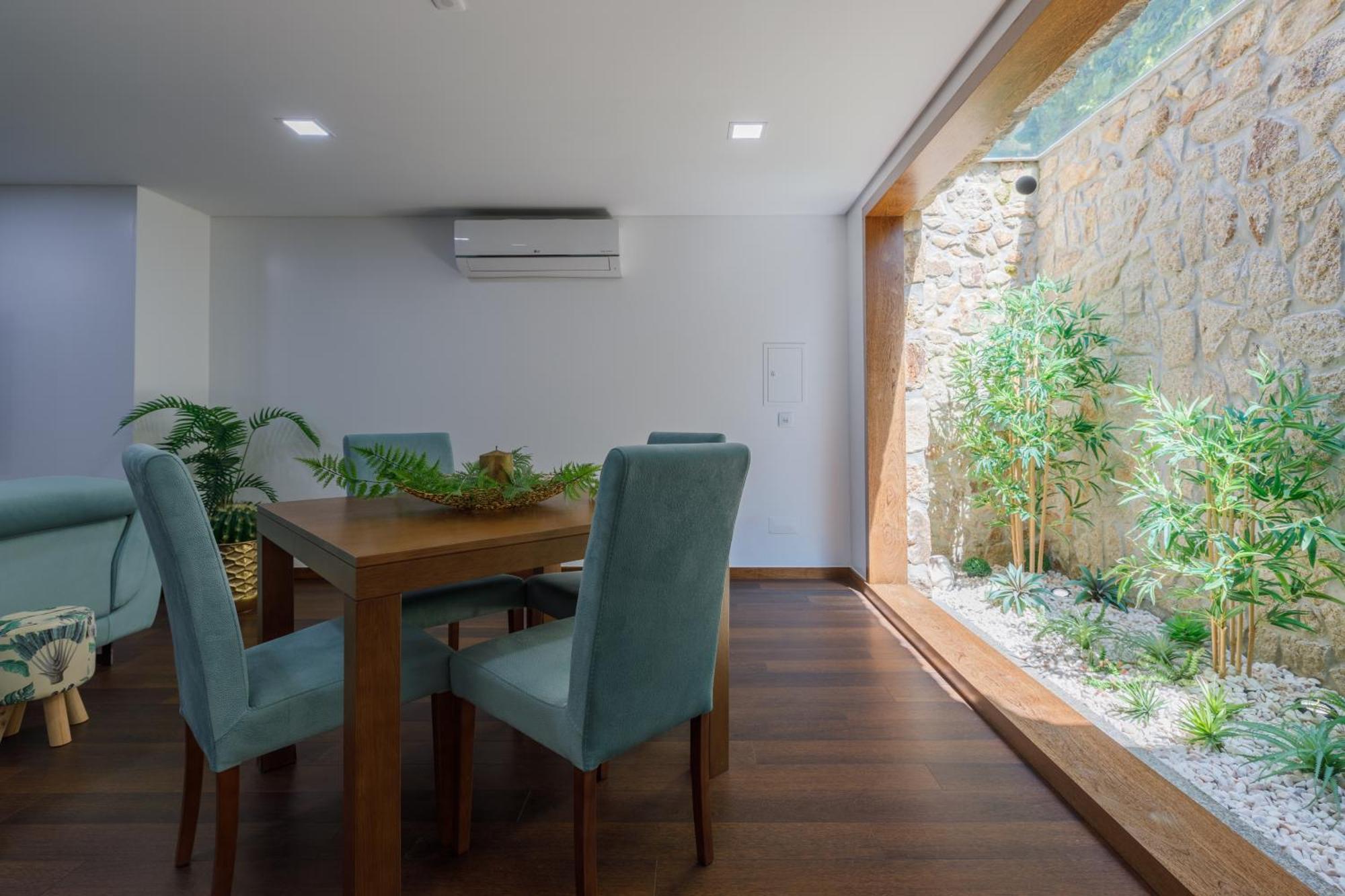 Deluxe Villa Home, Peace & Spa 빌다도콘데 외부 사진